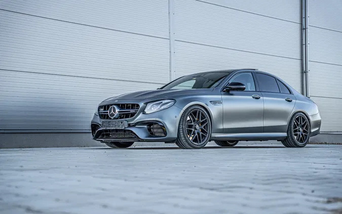 mercedes benz klasa e Mercedes-Benz Klasa E cena 339000 przebieg: 104000, rok produkcji 2017 z Tarnogród